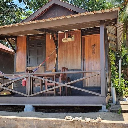 Kampong Ayer Batang The Station Tioman酒店 外观 照片