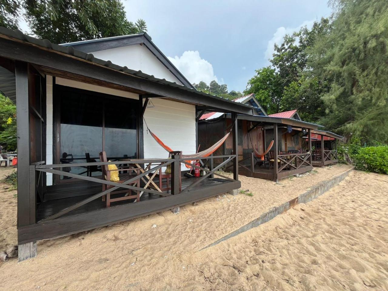 Kampong Ayer Batang The Station Tioman酒店 外观 照片